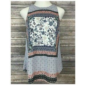 ✨3/ $25✨ Women’s long tank top with floral prints